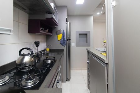 Apartamento para alugar com 74m², 2 quartos e 1 vaga Apartamento para alugar com 74m², 2 quartos e 1 vagaCozinha e Área de Serviço