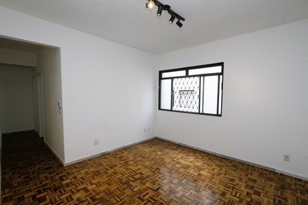 Sala de apartamento para alugar com 3 quartos, 67m² em João Pinheiro, Belo Horizonte