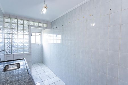 Apartamento à venda com 49m², 2 quartos e 1 vaga Apartamento à venda com 49m², 2 quartos e 1 vagaBanheiro