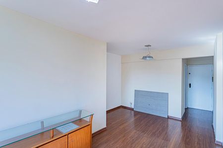Apartamento à venda com 49m², 2 quartos e 1 vaga Apartamento à venda com 49m², 2 quartos e 1 vagaSala