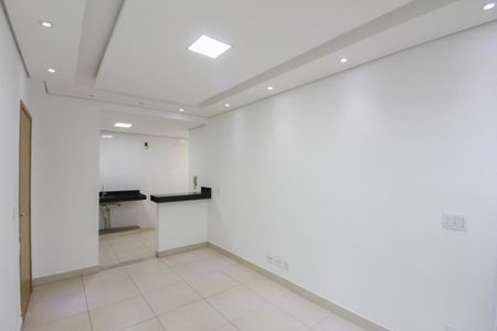 Sala de apartamento à venda com 2 quartos, 55m² em Santa Monica, Belo Horizonte