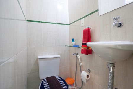 Casa à venda com 78m², 1 quarto e 2 vagas Casa à venda com 78m², 1 quarto e 2 vagasLavabo