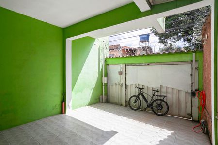 Casa à venda com 78m², 1 quarto e 2 vagas Casa à venda com 78m², 1 quarto e 2 vagasGaragem