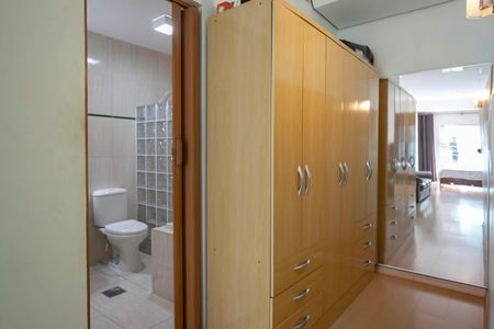 Casa à venda com 78m², 1 quarto e 2 vagas Casa à venda com 78m², 1 quarto e 2 vagasSuíte