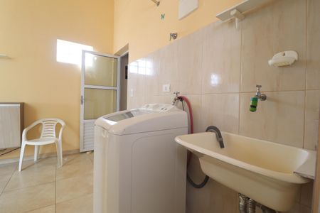 Apartamento para alugar com 77m², 2 quartos e 1 vagaÁrea de Serviço