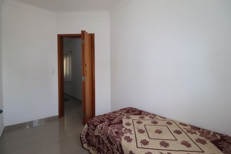 Apartamento para alugar com 77m², 2 quartos e 1 vagaQuarto 2
