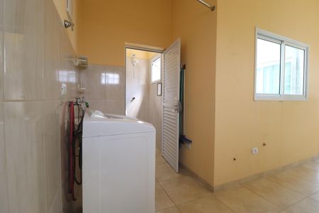 Apartamento para alugar com 77m², 2 quartos e 1 vagaÁrea de Serviço