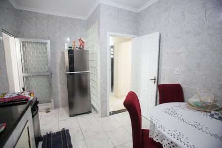 Casa de condomínio à venda com 235m², 4 quartos e 3 vagasCozinha
