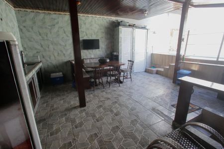 Casa de condomínio à venda com 235m², 4 quartos e 3 vagasÁrea gourmet