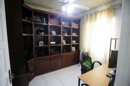 Casa de condomínio à venda com 235m², 4 quartos e 3 vagasQuarto 3