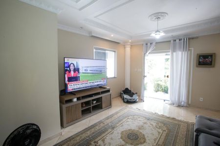 Sala de casa de condomínio à venda com 4 quartos, 235m² em Taquara, Rio de Janeiro