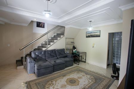 Sala de casa de condomínio à venda com 4 quartos, 235m² em Taquara, Rio de Janeiro