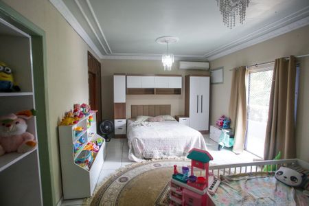 Casa de condomínio à venda com 235m², 4 quartos e 3 vagasQuarto Suíte 1