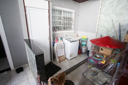 Casa de condomínio à venda com 235m², 4 quartos e 3 vagasÁrea de Serviço