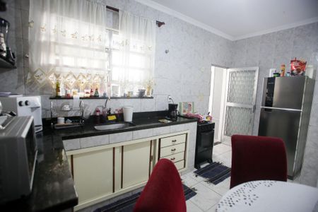 Casa de condomínio à venda com 235m², 4 quartos e 3 vagasCozinha