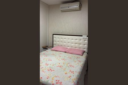 Quarto de casa para alugar com 3 quartos, 270m² em Jardim Consorcio, São Paulo