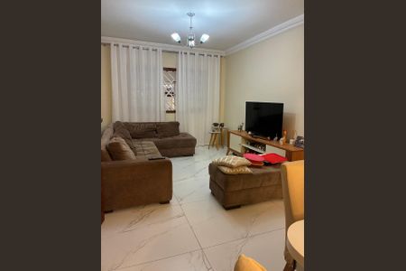 Sala de casa para alugar com 3 quartos, 270m² em Jardim Consorcio, São Paulo