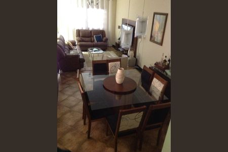 Sala de casa para alugar com 3 quartos, 270m² em Jardim Consorcio, São Paulo