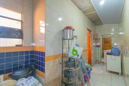 Casa à venda com 217m², 2 quartos e 3 vagas Casa à venda com 217m², 2 quartos e 3 vagasCozinha