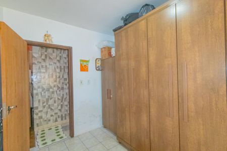 Casa à venda com 217m², 2 quartos e 3 vagas Casa à venda com 217m², 2 quartos e 3 vagasQuarto 2