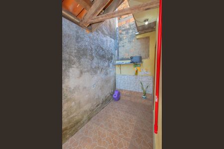 Casa à venda com 217m², 2 quartos e 3 vagas Casa à venda com 217m², 2 quartos e 3 vagasÁrea de Serviço