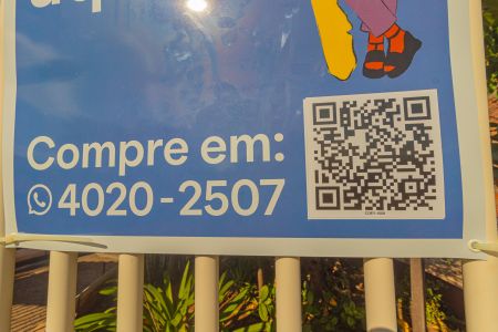 Casa à venda com 217m², 2 quartos e 3 vagas Casa à venda com 217m², 2 quartos e 3 vagasPlaca