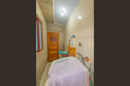 Casa à venda com 217m², 2 quartos e 3 vagas Casa à venda com 217m², 2 quartos e 3 vagasÁrea de Serviço