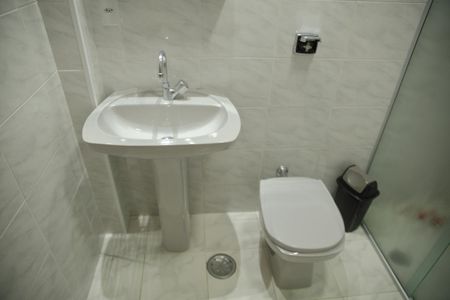 Apartamento à venda com 67m², 2 quartos e 1 vagaBanheiro 