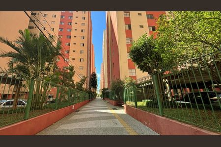 Apartamento à venda com 67m², 2 quartos e 1 vagaÁrea comum- corredores-acesso 