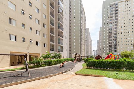 Apartamento à venda com 57m², 2 quartos e 1 vaga Apartamento à venda com 57m², 2 quartos e 1 vagaÁrea comum - Playground