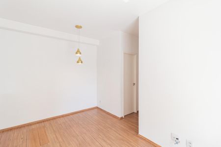 Sala de apartamento para alugar com 2 quartos, 57m² em Umuarama, Osasco
