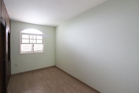 Casa para alugar com 360m², 3 quartos e 4 vagas Casa para alugar com 360m², 3 quartos e 4 vagasSuíte