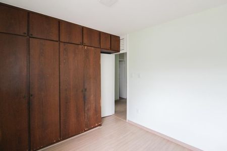 Casa para alugar com 360m², 3 quartos e 4 vagas Casa para alugar com 360m², 3 quartos e 4 vagasQuarto 2