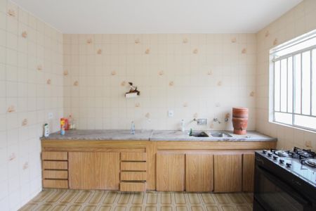 Casa para alugar com 360m², 3 quartos e 4 vagas Casa para alugar com 360m², 3 quartos e 4 vagasCozinha