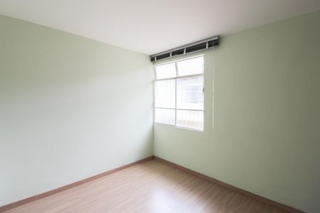 Casa para alugar com 360m², 3 quartos e 4 vagas Casa para alugar com 360m², 3 quartos e 4 vagasQuarto 2