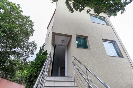 Casa para alugar com 140m², 3 quartos e 3 vagasFachada