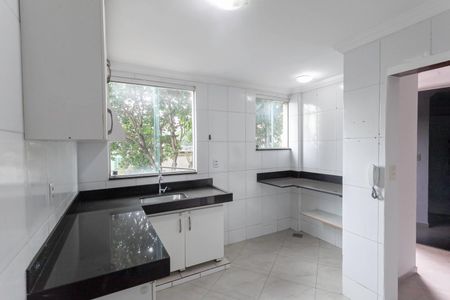 Casa para alugar com 140m², 3 quartos e 3 vagasCozinha