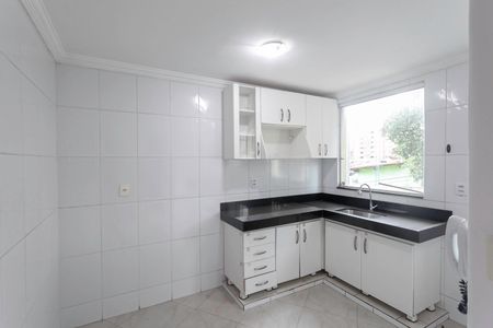 Casa para alugar com 140m², 3 quartos e 3 vagasCozinha