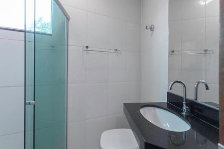 Casa para alugar com 140m², 3 quartos e 3 vagasBanheiro social 