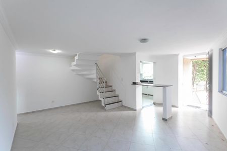 Sala de casa para alugar com 3 quartos, 140m² em Jardim Montanhês, Belo Horizonte