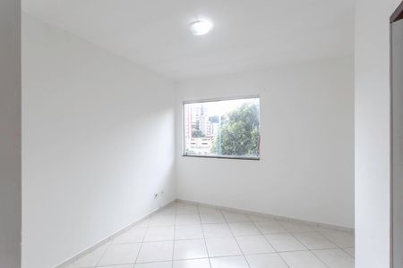 Casa para alugar com 140m², 3 quartos e 3 vagasSuíte