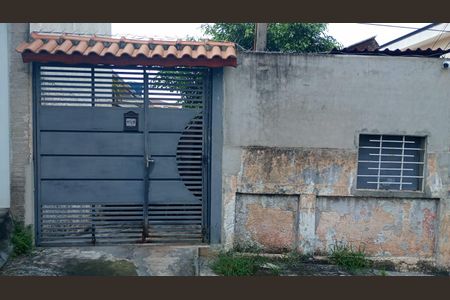 Fachada de casa para alugar com 1 quarto, 122m² em Parque Casa de Pedra, São Paulo