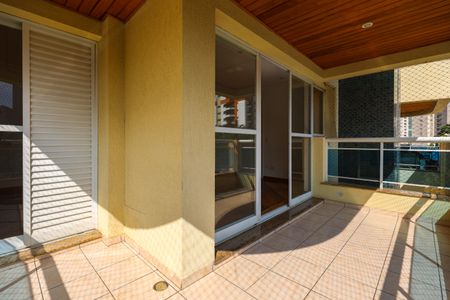 Varanda da Sala de apartamento para alugar com 2 quartos, 120m² em Vila Suzana, São Paulo