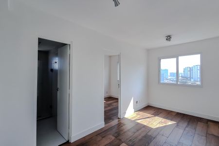 Apartamento à venda com 33m², 1 quarto e sem vagaSala