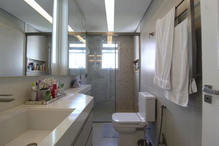 Apartamento à venda com 140m², 3 quartos e 2 vagasBanheiro Social