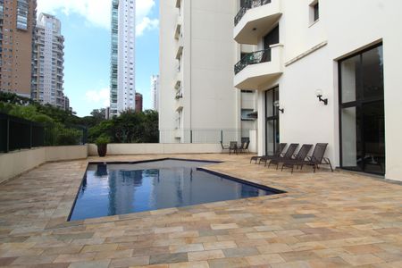 Apartamento à venda com 140m², 3 quartos e 2 vagasÁrea Comum - Piscina