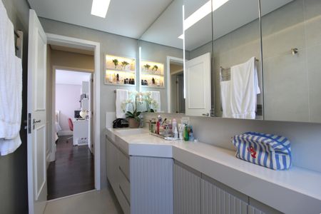 Apartamento à venda com 140m², 3 quartos e 2 vagasBanheiro Social