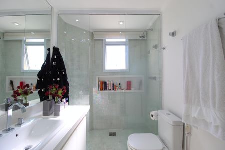 Apartamento à venda com 140m², 3 quartos e 2 vagasBanheiro da Suíte