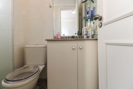 Apartamento à venda com 77m², 3 quartos e 2 vagas Apartamento à venda com 77m², 3 quartos e 2 vagasBanheiro Suíte