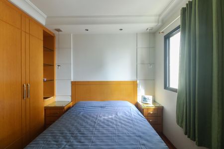 Apartamento à venda com 77m², 3 quartos e 2 vagas Apartamento à venda com 77m², 3 quartos e 2 vagasSuíte